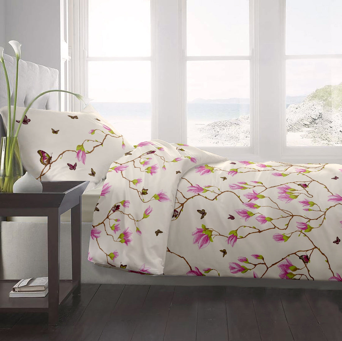 Lenjerie pat Renforce desen Magnolia Butterfly-v.1 Vanilla