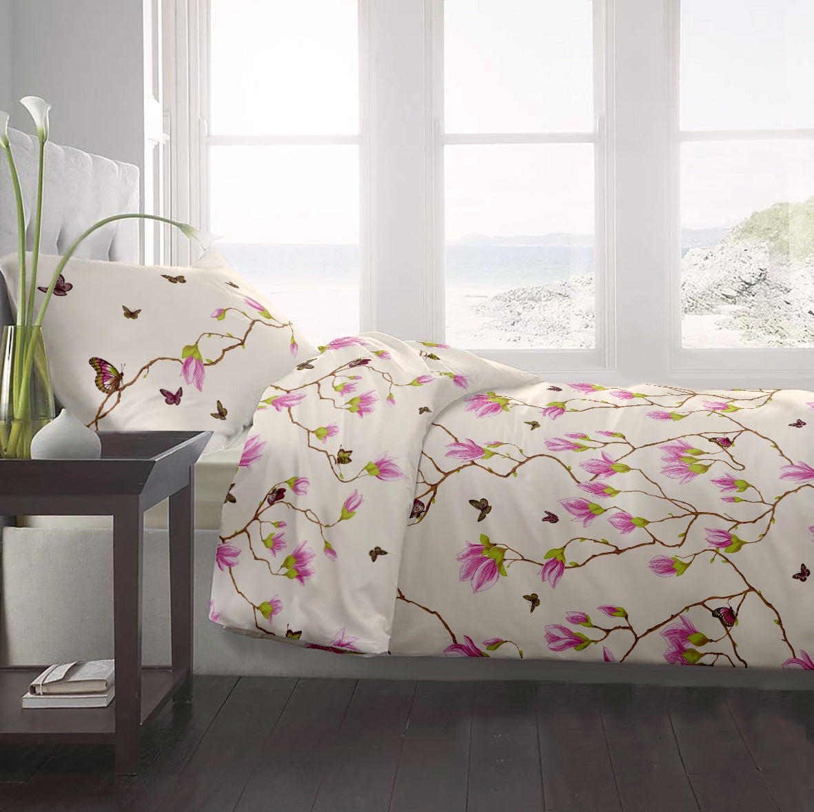 Lenjerie pat Renforce desen Magnolia Butterfly-v.1 Vanilla
