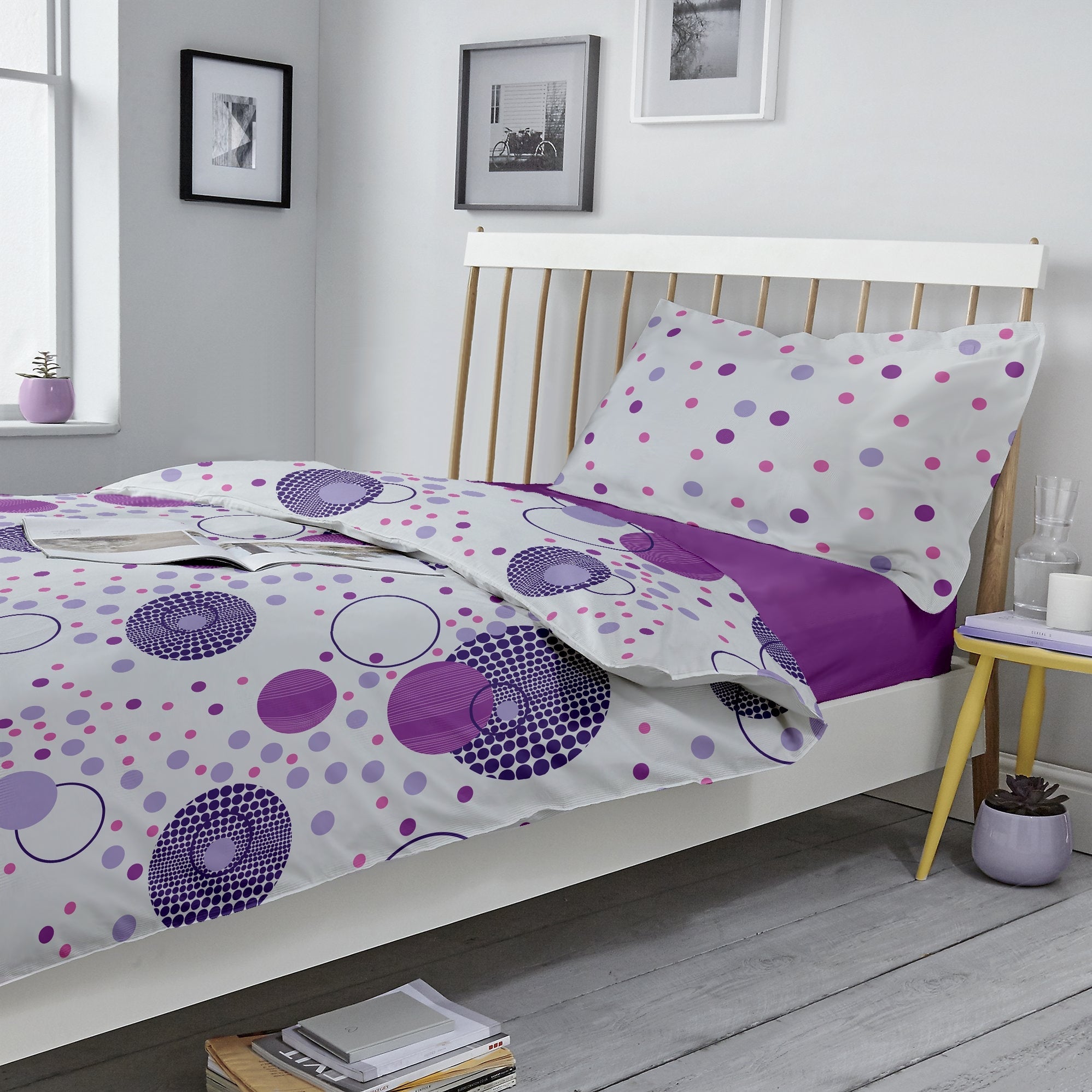 Lenjerie pat Renforce desen Kinetics v.1 Iris Orchid, bumbac 100%